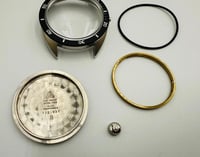 Image 10 of Rare Omega Seamaster 120m S/steel Divers Complete Mens Watch Case Ref. 135.027