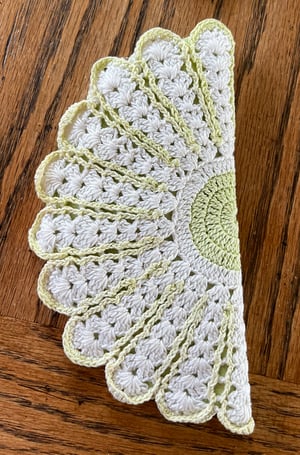 Image of Green Doily Needle Book