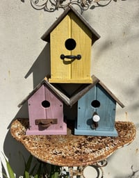 Image 1 of Colourful birdhouse 