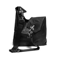 Image 1 of ARTIS - WAXED CROSSBODY BAG (70$)