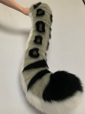 Image of Giant Snow Leopard tail with optional ears