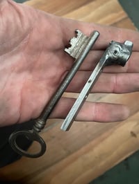 Image 4 of Key 