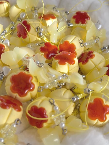 Image of pudding charm