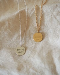 Image 2 of Collar La vida secreta de las Madres 