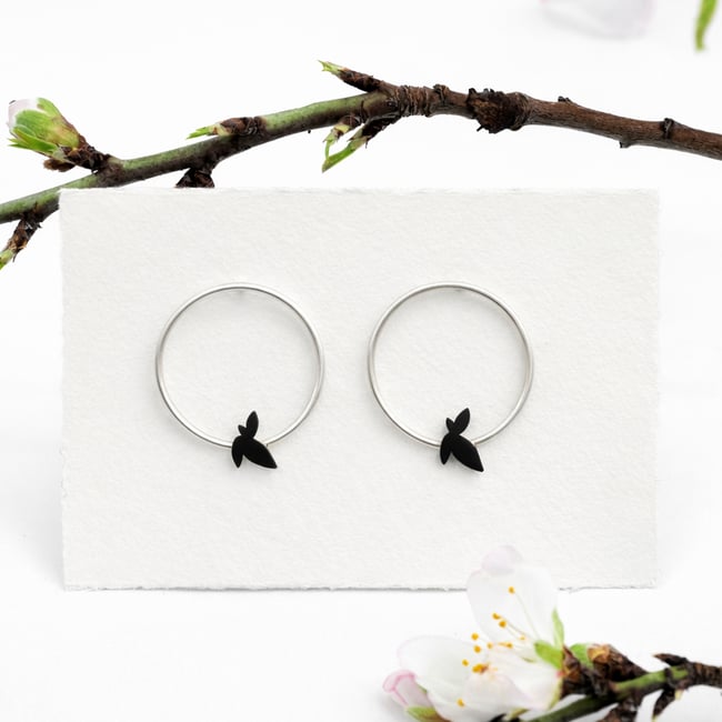 ORECCHINI ESSENZIALI CERCHIO