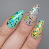 Image 5 of Caught In The Breeze 