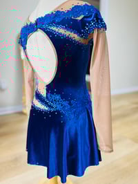 Image 4 of Royal Velvet Strut Costume