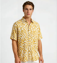 Camisa laberinto amarilla