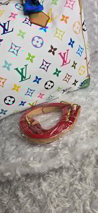 Image 3 of White Colorful Speedy with Pink Hat