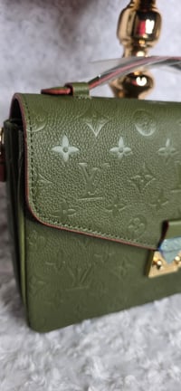 Image 3 of Green Crossbody with Camo Hat