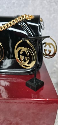 Image 4 of Black patent leather Shoulder bag w/ Hoop earrings & Bracelet