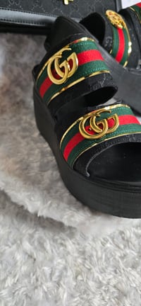 Image 5 of Size 7 Black 3pc Set- Bag, Wedge Sandals and Hat