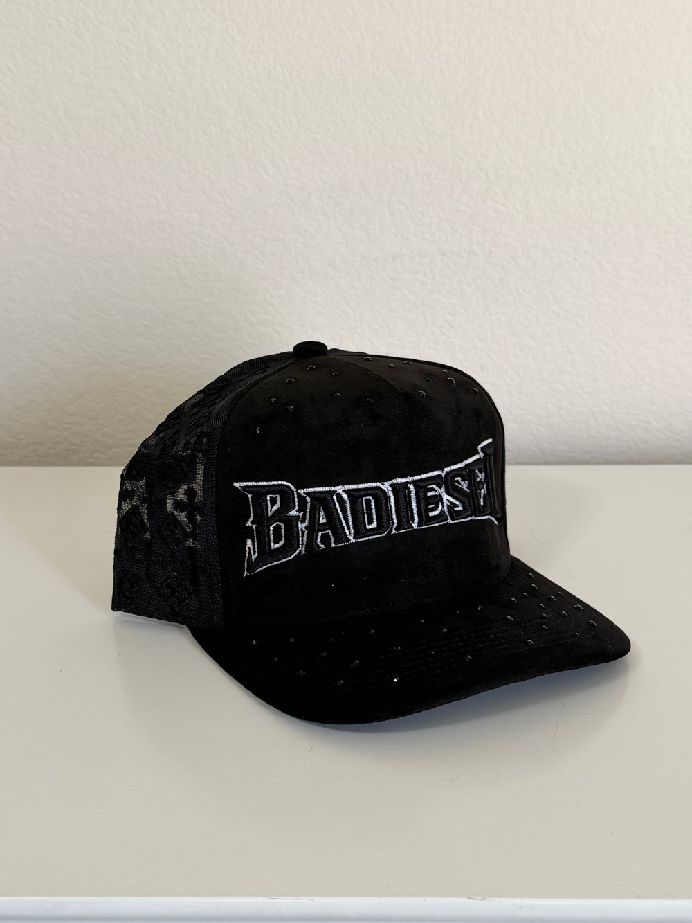 Image of  badiesel black hat snapback gem