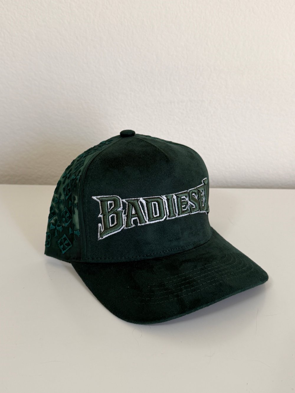 Image of Badiesel green hat snapback