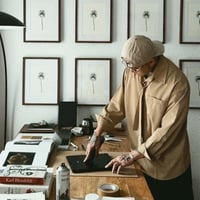 Image 4 of LYCORIS RADIATA VI