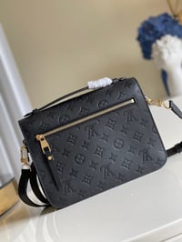 Image 2 of Borsa Louis Vuitton  - Metis #1