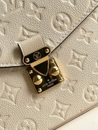 Image 5 of Borsa Louis Vuitton  - Metis #3