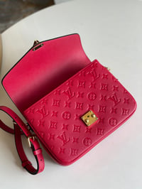 Image 4 of Borsa Louis Vuitton  - Metis #4