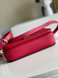 Image 5 of Borsa Louis Vuitton  - Metis #4