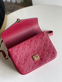 Image 5 of Borsa Louis Vuitton  - Metis #5