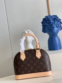 Image 3 of Borsa Louis Vuitton  - ALMA BB