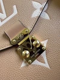 Image 6 of Borsa Louis Vuitton  - Metis #8