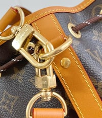 Image 5 of Borsa Louis Vuitton  - Noé Cargo