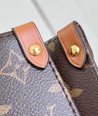 Image 3 of Borsa Louis Vuitton  - OnTheGo