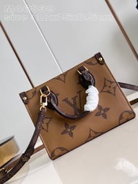 Image 2 of Borsa Louis Vuitton  - OnTheGo BB
