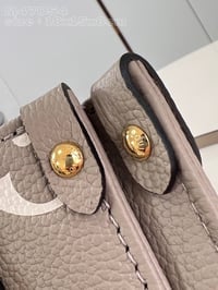 Image 5 of Borsa Louis Vuitton  - OnTheGo PM #3