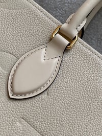 Image 6 of Borsa Louis Vuitton  - OnTheGo MM #2