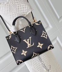 Image 1 of Borsa Louis Vuitton  - OnTheGo MM #4