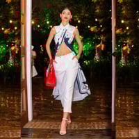 Image 4 of Monumentos La Zona