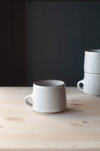 Image 1 of Coffe cup - White and creamy Glaze 