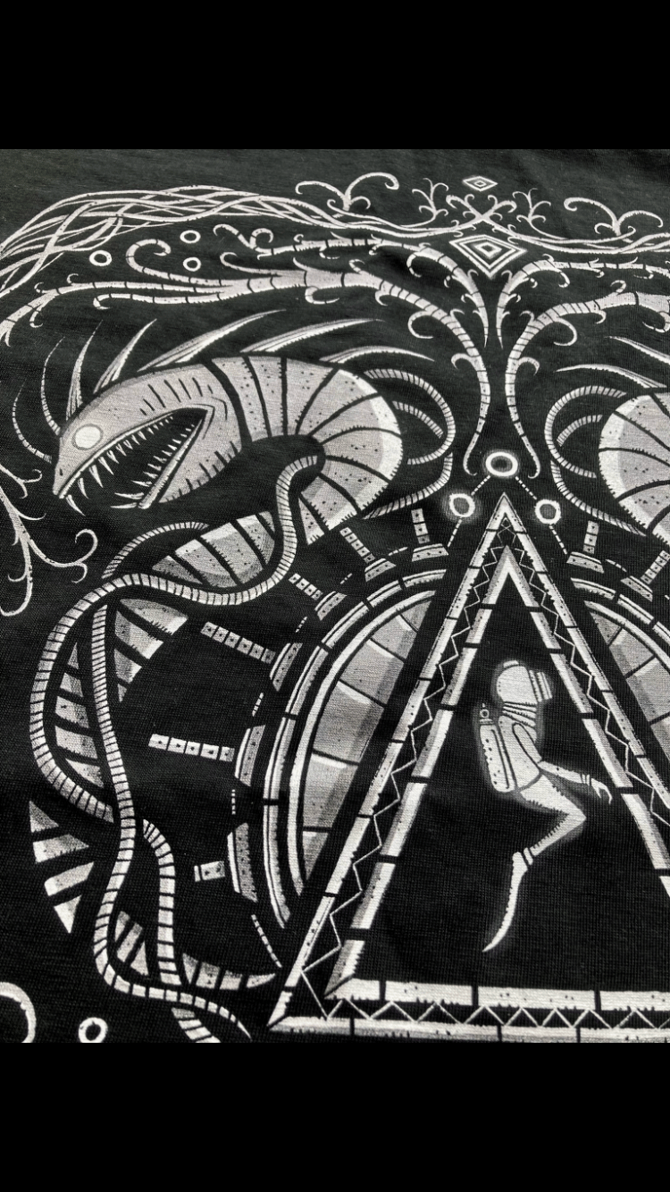 Spiral Circus Diver tee shirt   Image 2