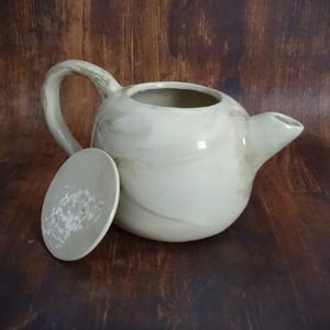 Image of Théière barbrée