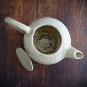 Image of Théière barbrée