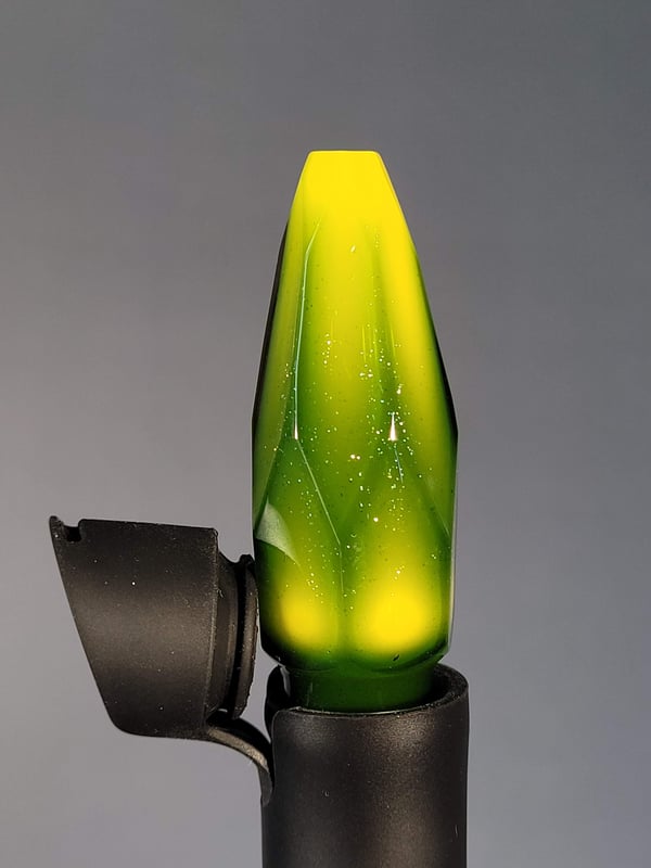 Image of Leaf Green Pivot Top 2.0