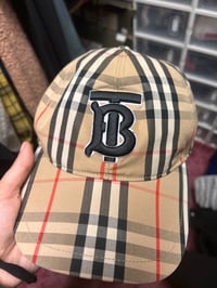 Burberry hat