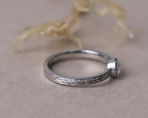 Image of Platinum 4.1mm rose-cut diamond Olive Leaf ring (LON275)