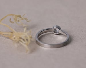 Image of Platinum 4.1mm rose-cut diamond Olive Leaf ring (LON275)