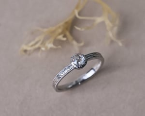 Image of Platinum 4.1mm rose-cut diamond Olive Leaf ring (LON275)