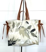 Image of Neutral Sunday Bag