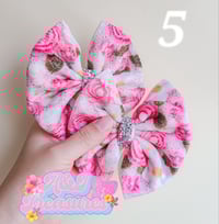 Image 5 of Pink Roses(Multiple options)