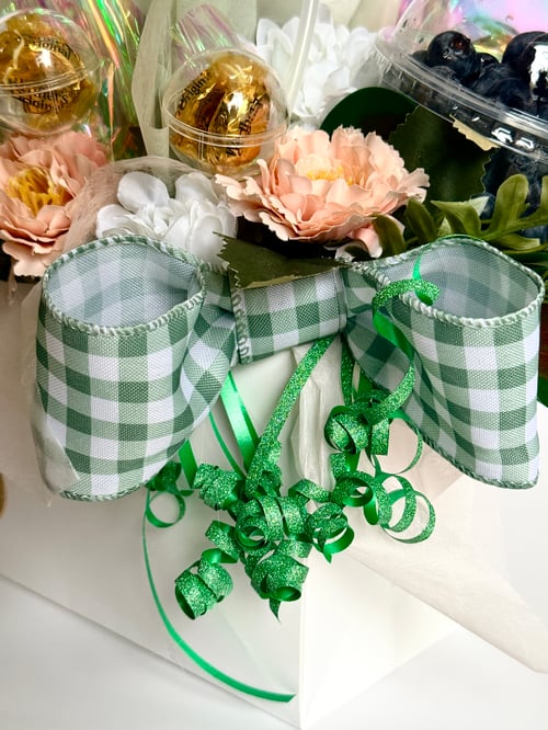 Image of Fruit/Candy Bouquet