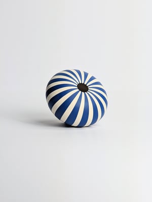 Image of Midi Blue & White Humbug Vessel 