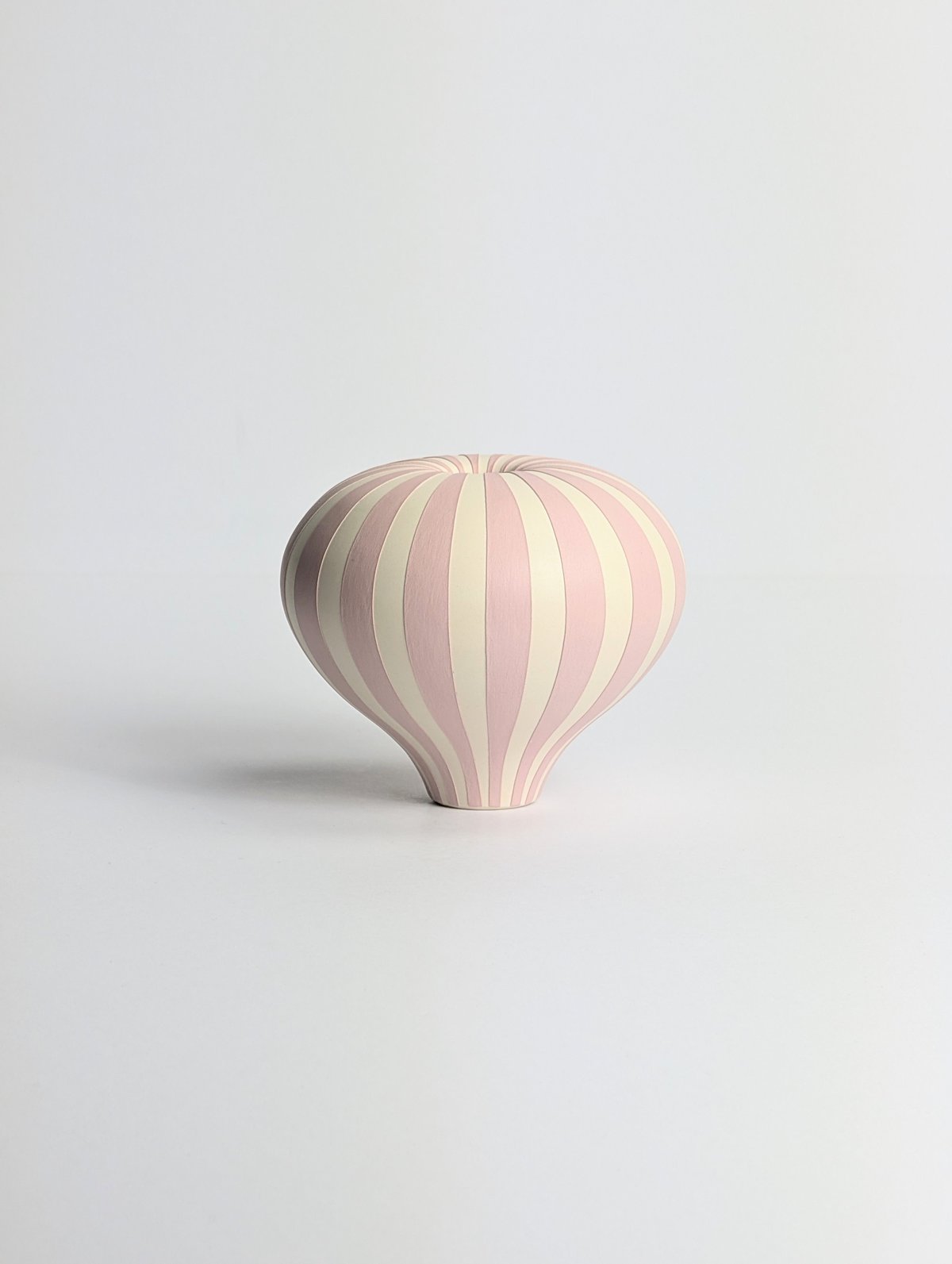 Image of Midi Pink & White Humbug Vessel 
