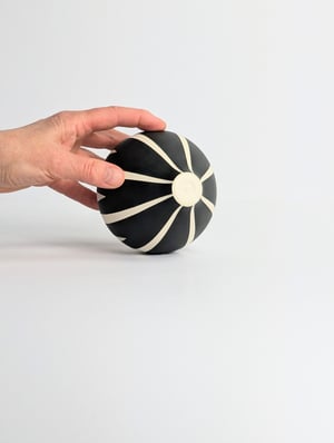 Image of Midi Black, Grey & White Daisy/Stripe Vessel