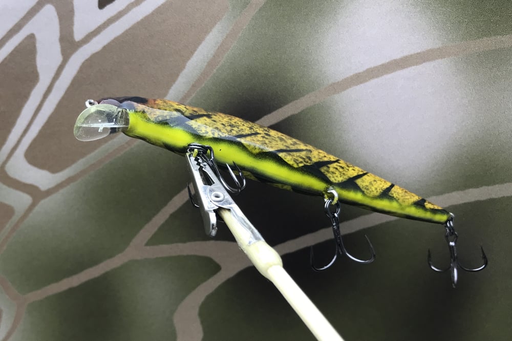 Custom Airbrushed Jerkbait TA 110JR 2676 - Image 3