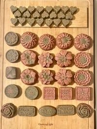  Dried Roses & Oats Soap / Jabón de Rosas Secas y Avena